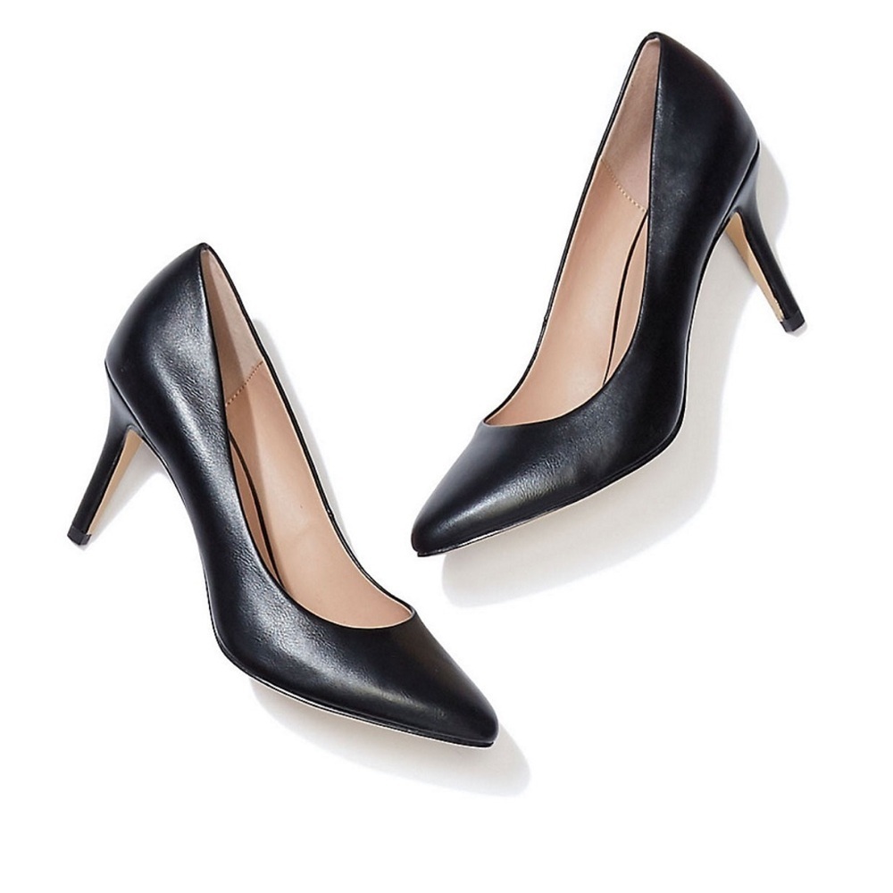 Maurices Ivy cushion sole closed toe pump